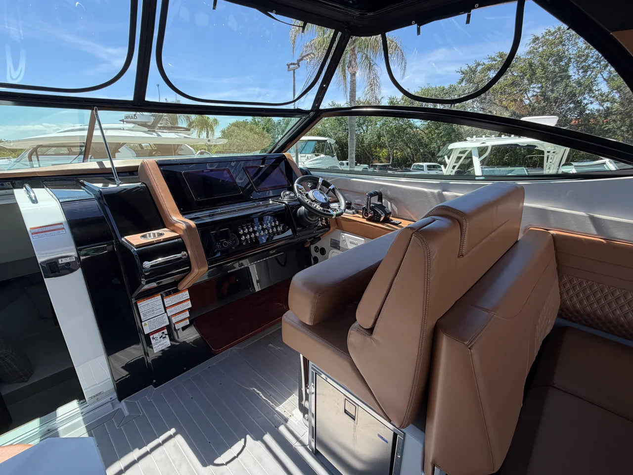 2024 Cruisers Yachts 38 GLS South Beach Outboard 38.0 feet, Stuart, Florida #17