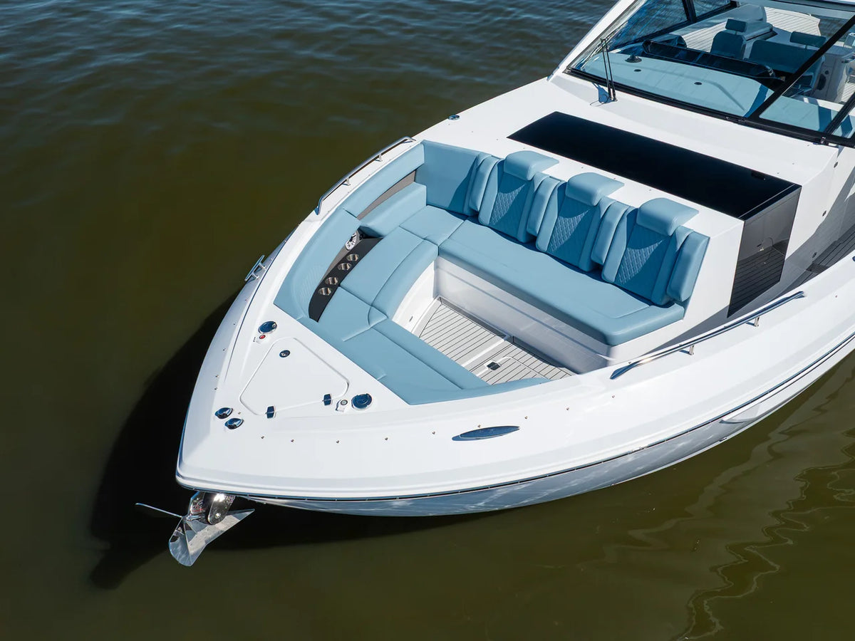 2027 Cruisers Yachts 50 GLS OB 50.0 feet, Clearwater, Florida #70