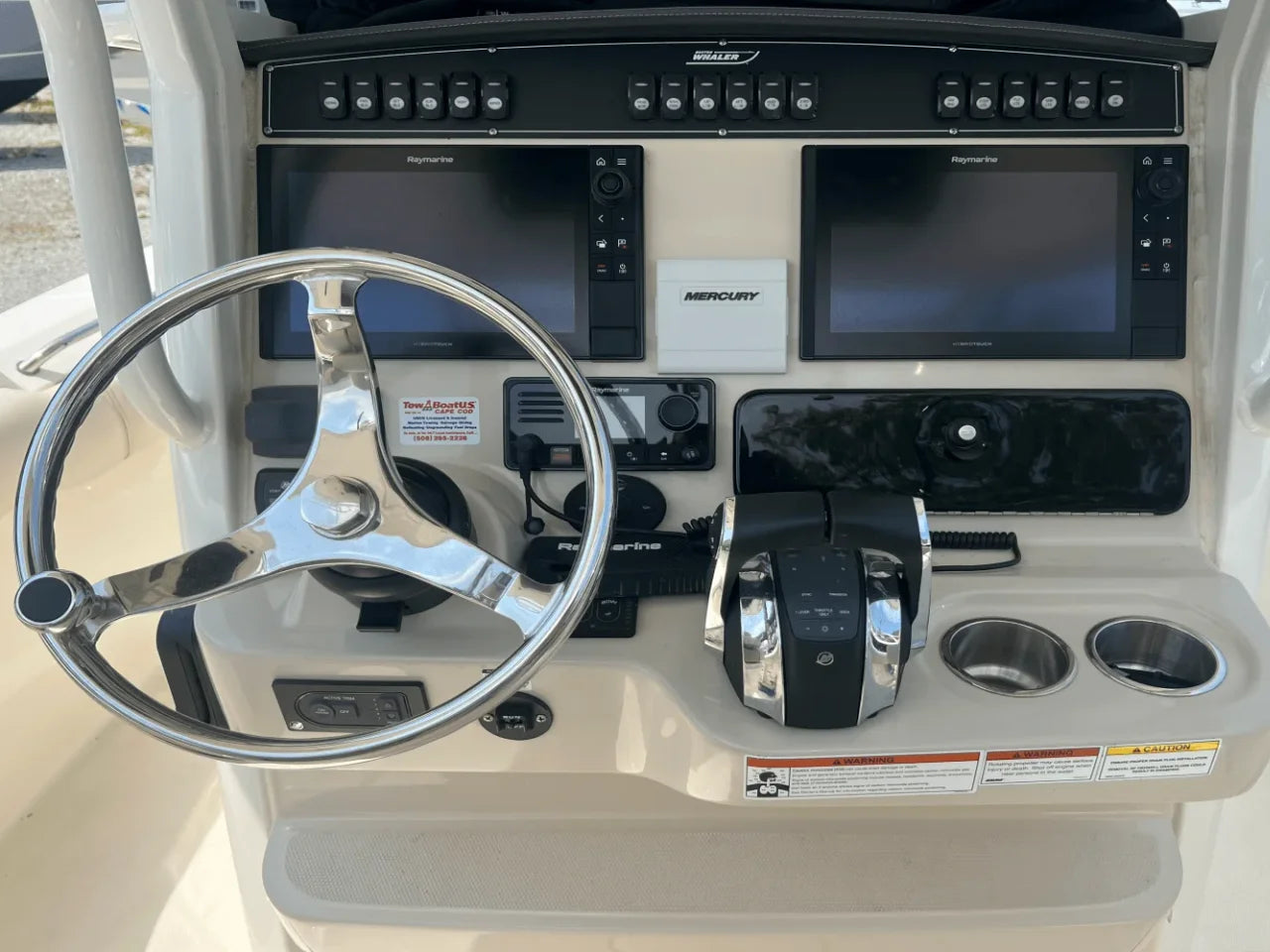 2022 Boston Whaler 250 OUTRAGE 25.0 feet, Quincy, MA #8