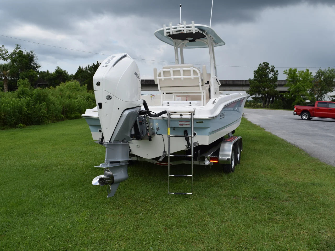 2026 Boston Whaler 250 Dauntless 25.0 feet, Thunderbolt, GA #2