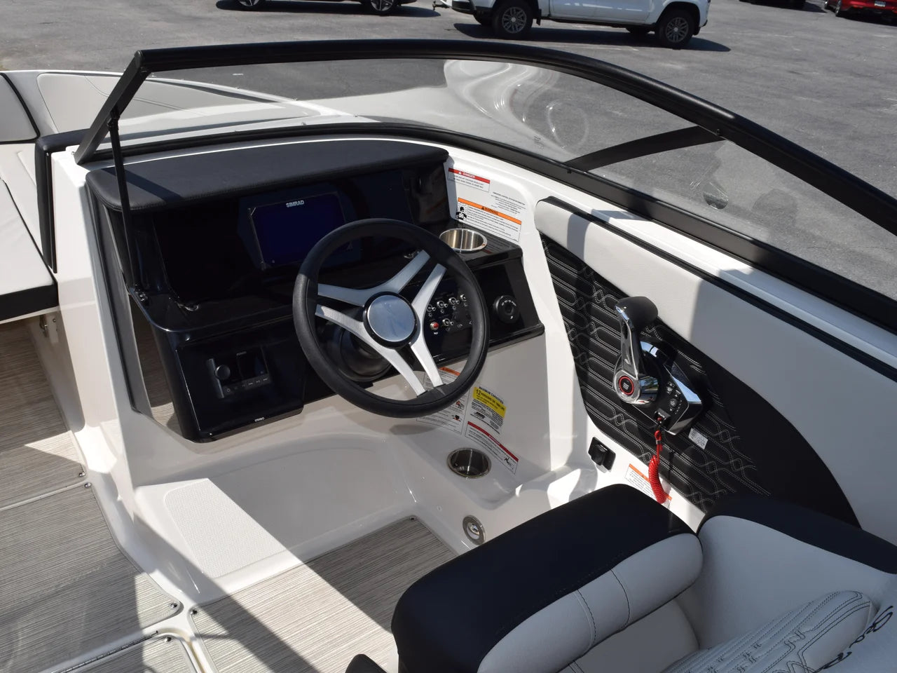 2026 Sea Ray SPX 210 Outboard 21.0 feet, Thunderbolt, GA #16