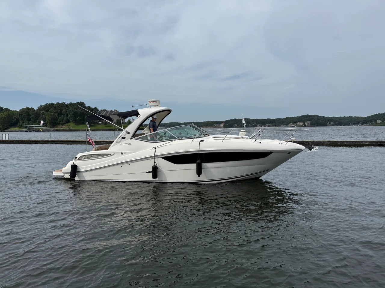 2016 Sea Ray 330 SUNDANCER 33.0 feet, Lake Ozark, MO #1