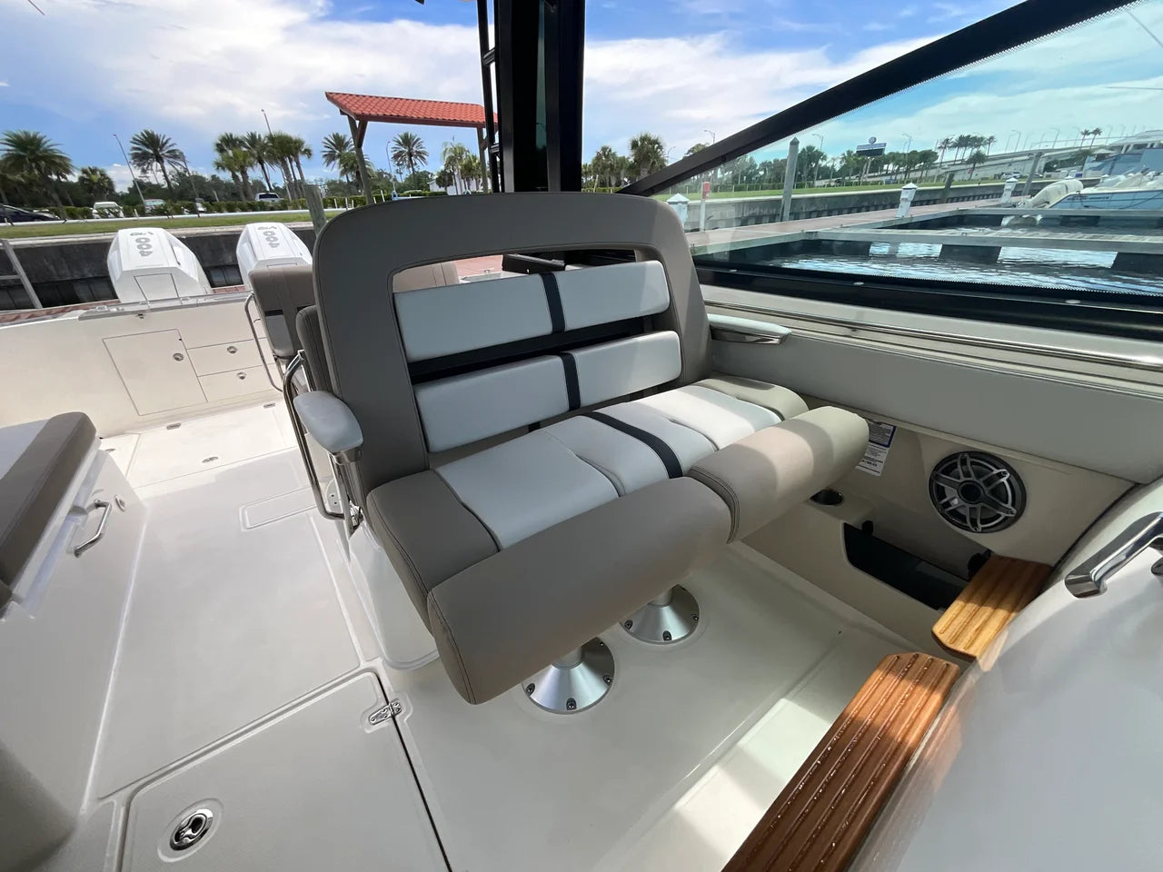 2026 Boston Whaler 330 Vantage 33.0 feet, Jacksonville Beach, Florida #21
