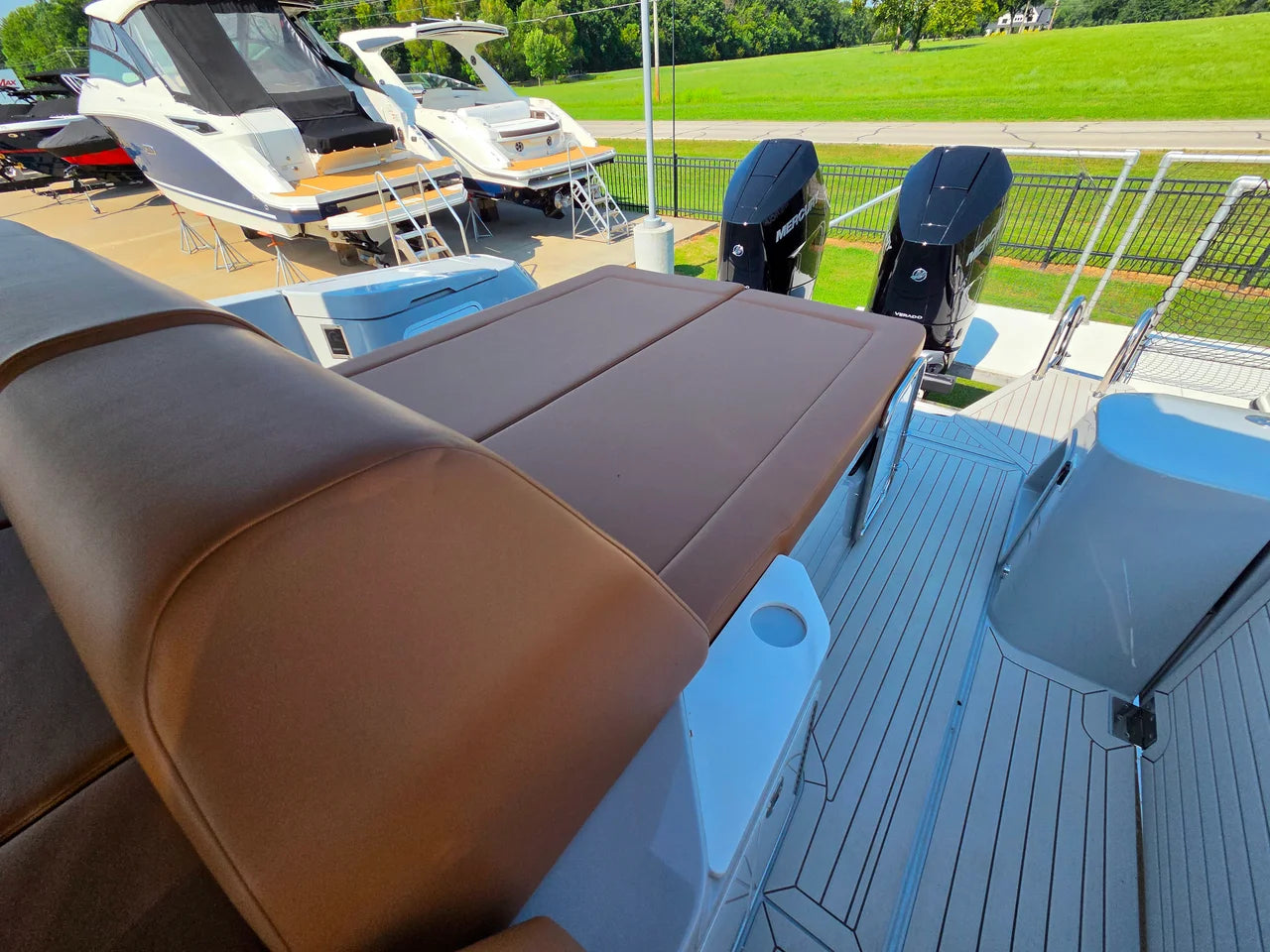 2027 Cruisers Yachts 38 VTR 38.0 feet, Monkey Island, OK #46
