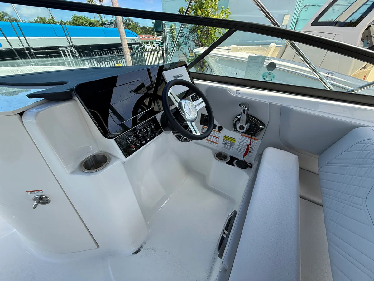 2026 Sea Ray SDX 250 Outboard 25.0 feet, Miami, FL #8