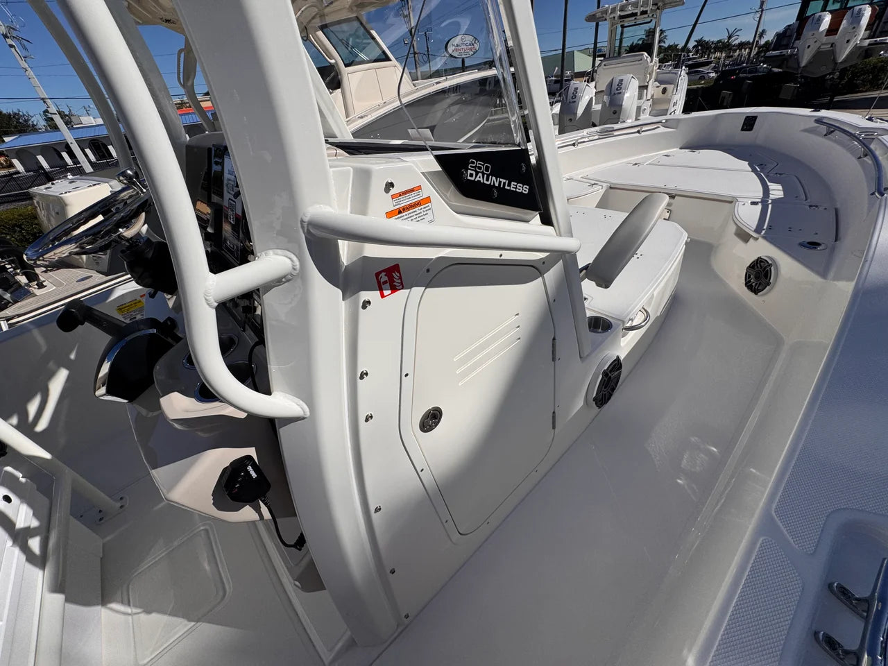 2026 Boston Whaler 250 Dauntless 25.0 feet, Stuart, Florida #26