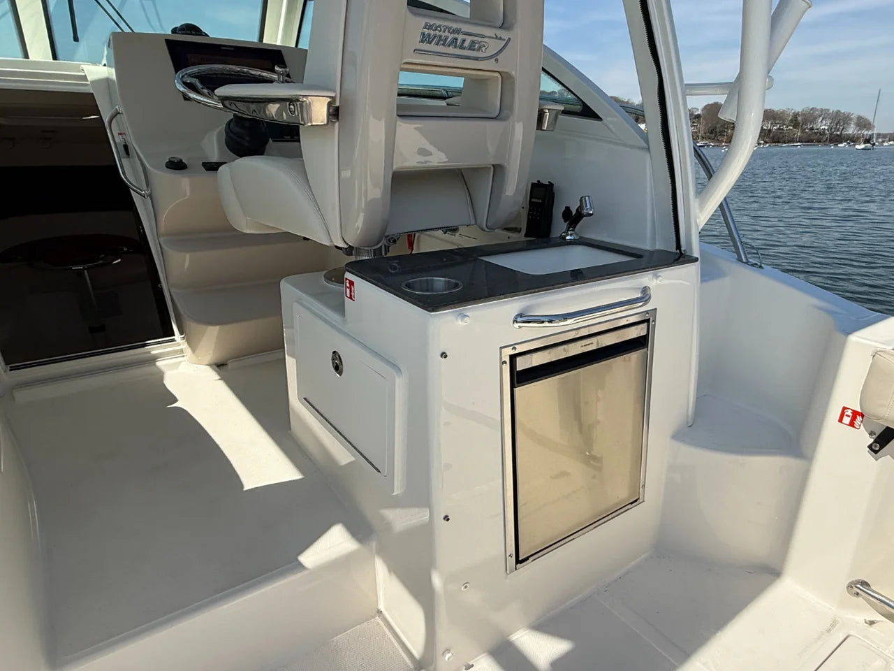 2026 Boston Whaler 285 Conquest 28.0 feet, Huntington, NY #20