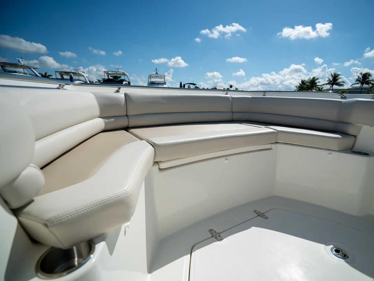 2026 Boston Whaler 330 Outrage 33.0 feet, Fort Myers, FL #19