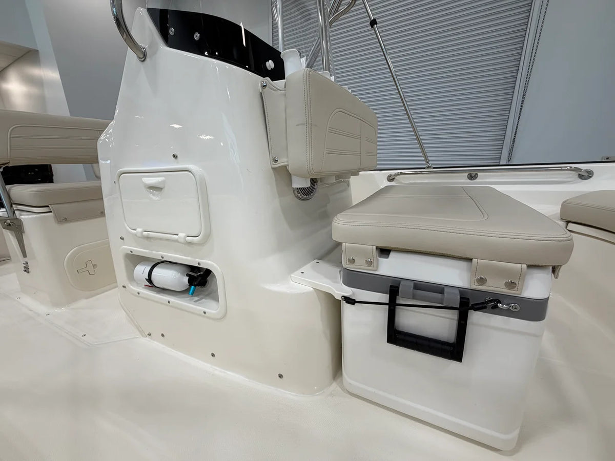 2027 Boston Whaler 170 Montauk 17.0 feet, Stuart, Florida #7