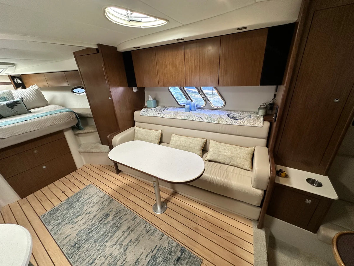 2014 Cruisers Yachts 380 EXPRESS 38.0 feet, Danvers, Massachusetts #23