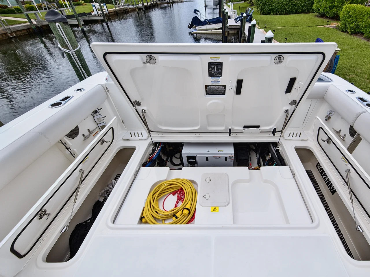 2018 Boston Whaler 345 CONQUEST 34.0 feet, Stuart, Florida #55