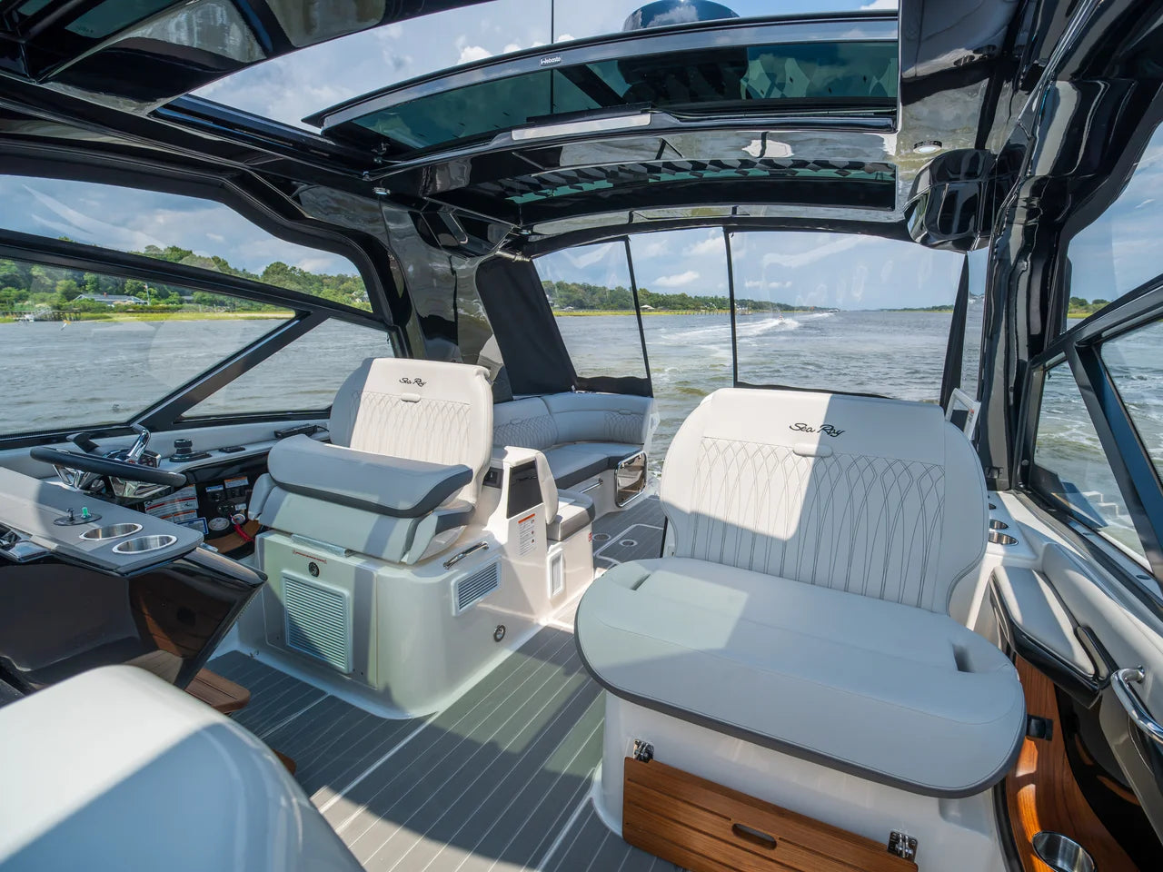 2026 Sea Ray Sundancer 370 Outboard 37.0 feet, Wrightsville Beach, North Carolina #17