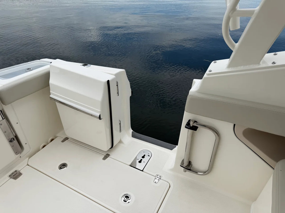 2027 Boston Whaler 280 Vantage 28.0 feet, Rogers, MN #32