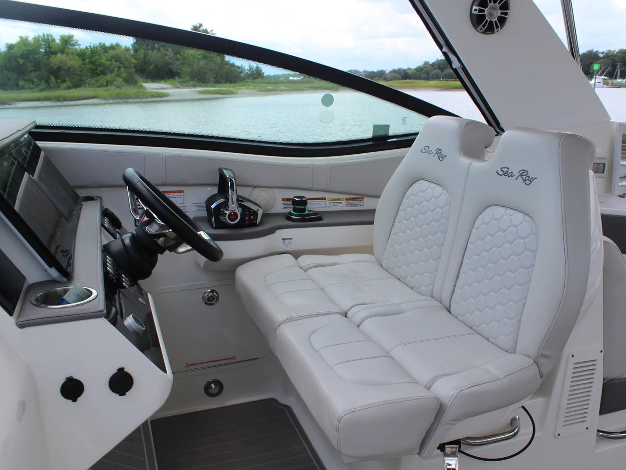 2023 Sea Ray 320 SUNDANCER 32.0 feet, Carolina Beach, NC #17