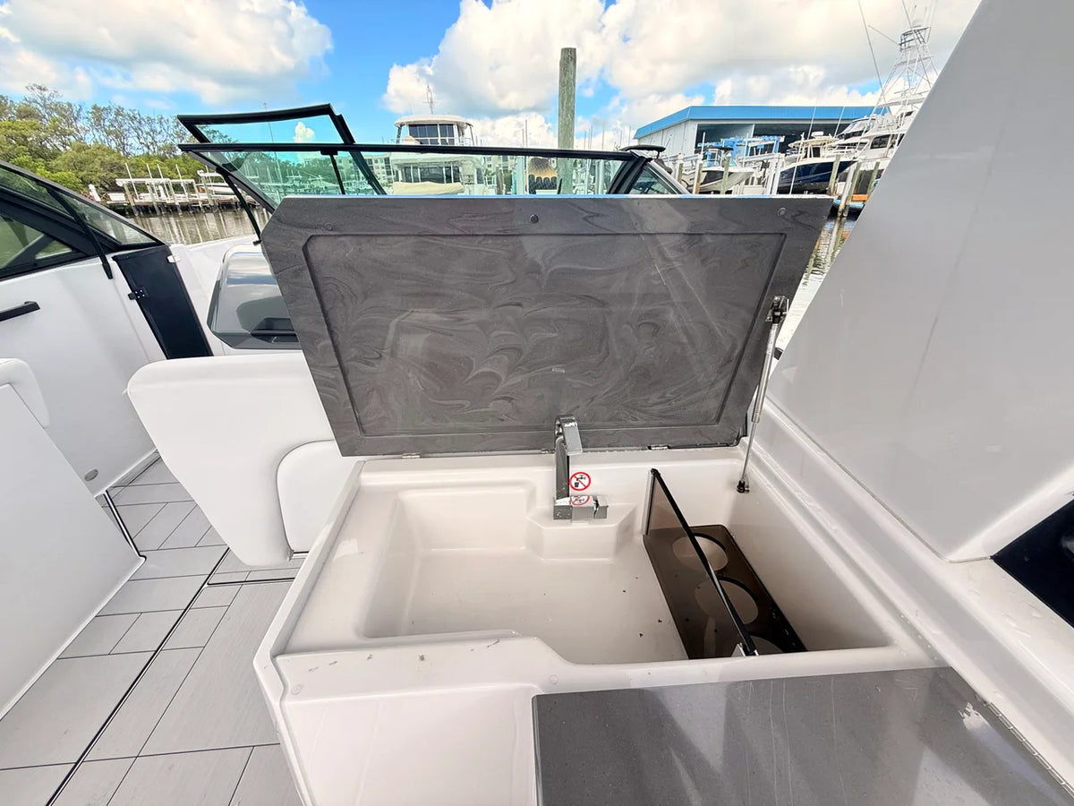 2023 Aviara AV32 Outboard 32.0 feet, St Petersburg, FL #39
