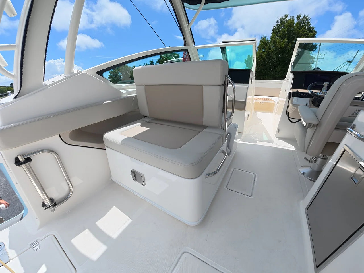 2026 Boston Whaler 280 Vantage 27.0 feet, Ocean View, NJ #9