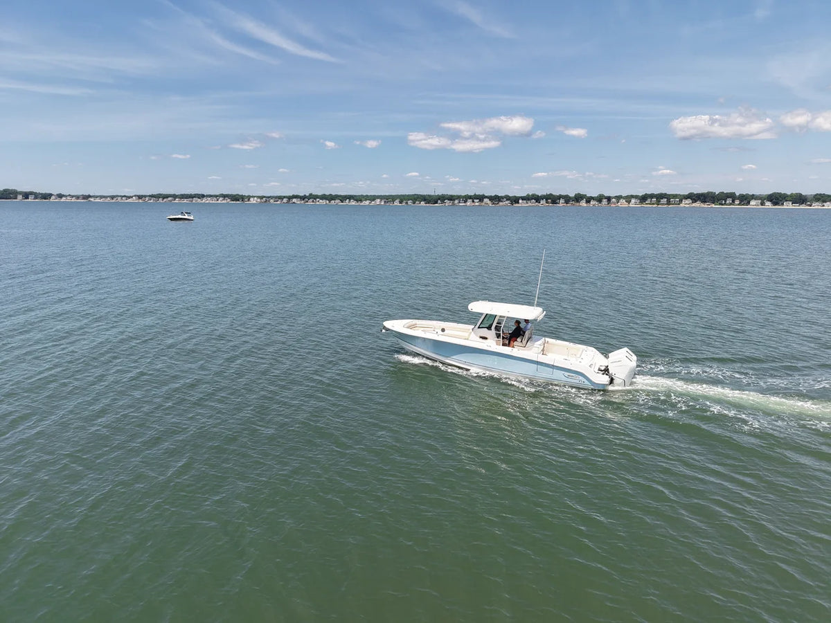 2026 Boston Whaler 330 Outrage 33.0 feet, Westbrook, Connecticut #44