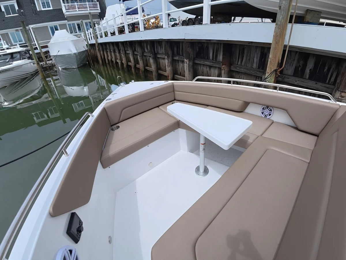 2026 Cruisers Yachts 38 VTR EC 38.0 feet, Somers Point, New Jersey #57