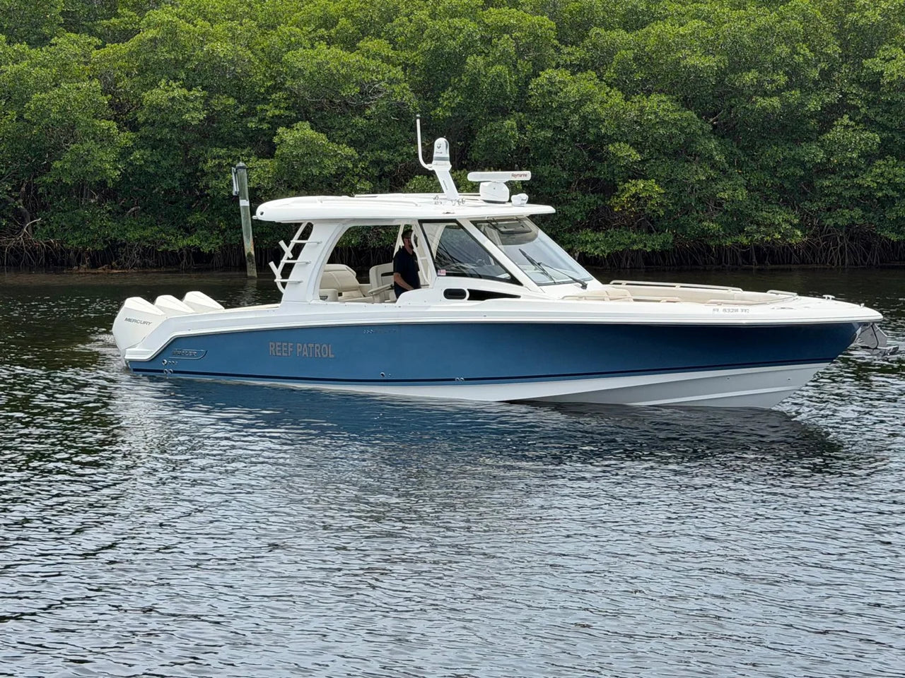 2022 Boston Whaler 350 REALM 35.0 feet, Key Largo, FL #2