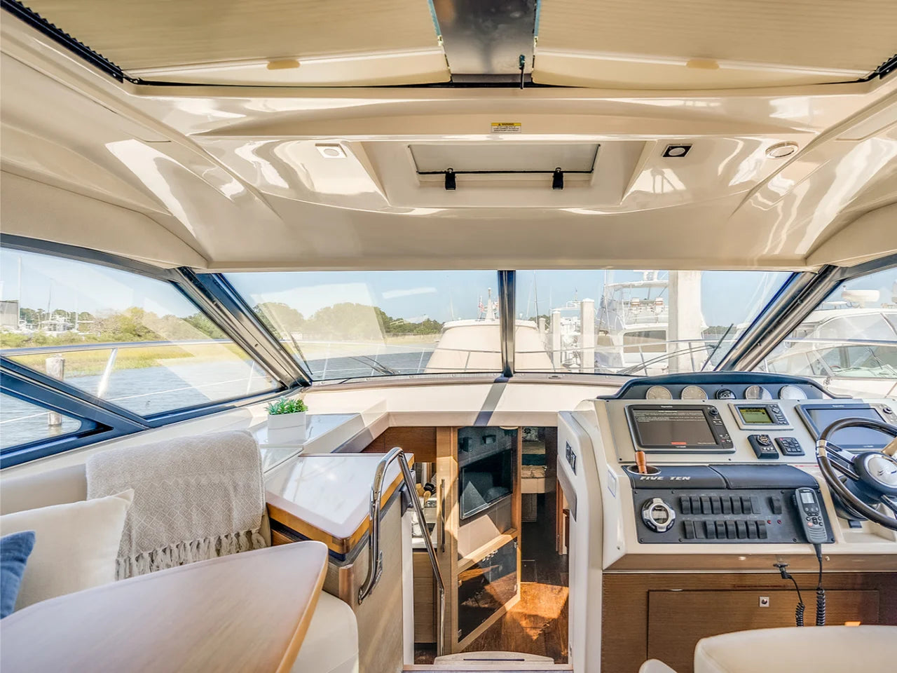 2013 Sea Ray 510 SUNDANCER 50.0 feet, Thunderbolt, GA #42