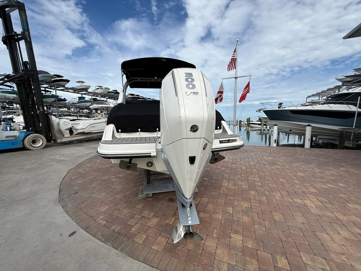 2025 Sea Ray SDX 270 Outboard 300.0 feet, Sarasota, FL #12