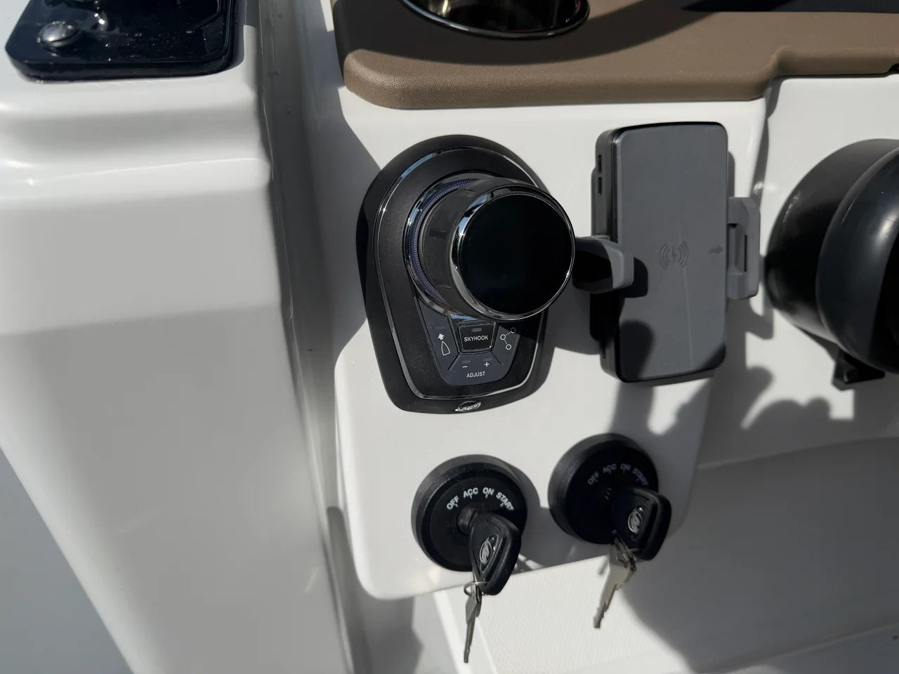2026 Cruisers Yachts 38 VTR 38.0 feet, Lake Ozark, Missouri #10