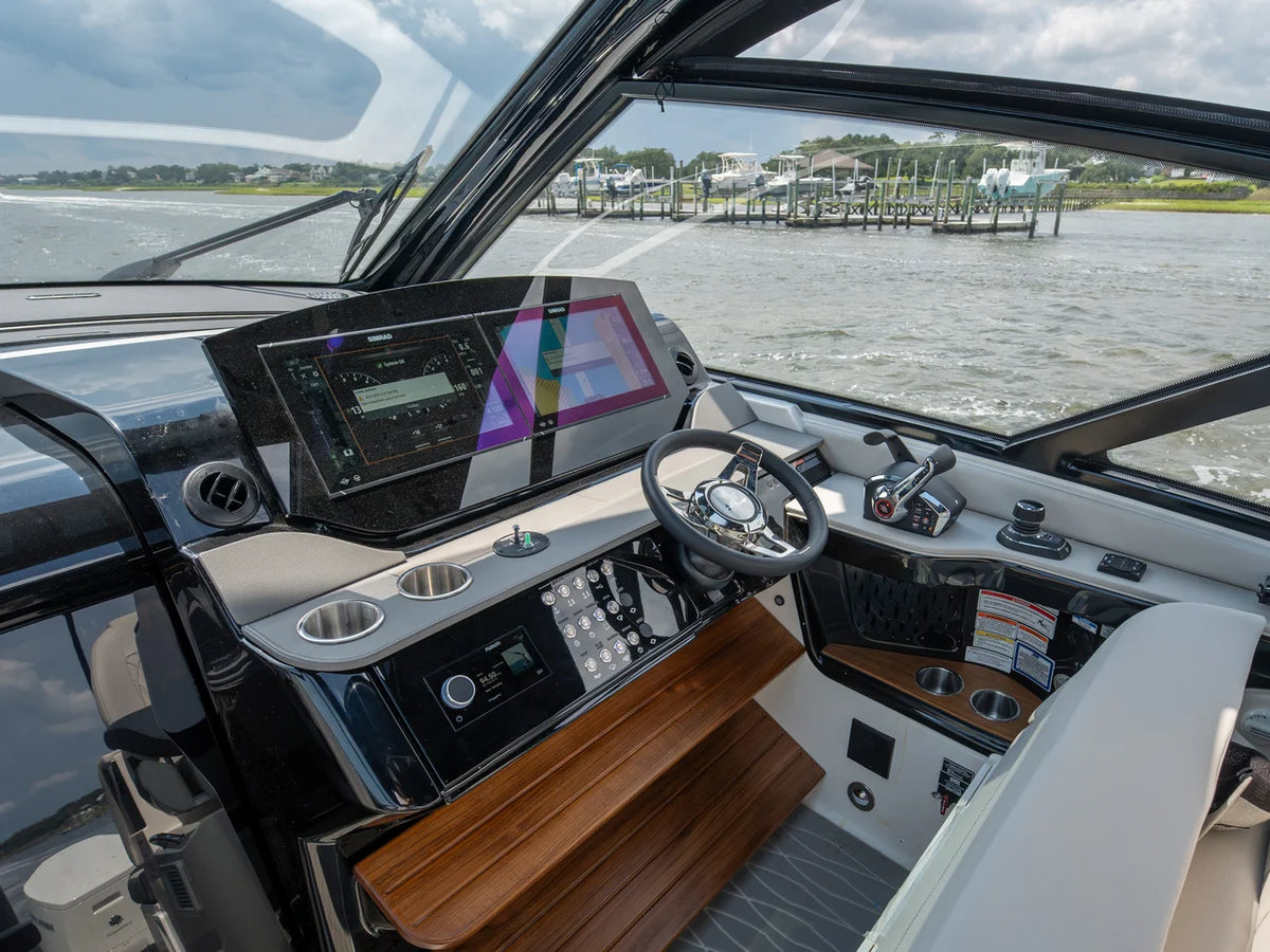 2026 Sea Ray Sundancer 370 Outboard 37.0 feet, Wrightsville Beach, North Carolina #18