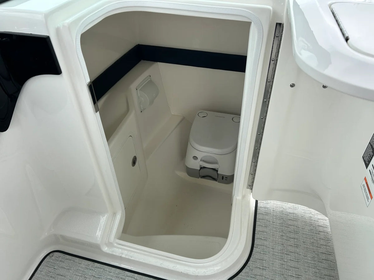2026 Sea Ray SLX 260 Outboard 26.0 feet, Pensacola, Florida #22