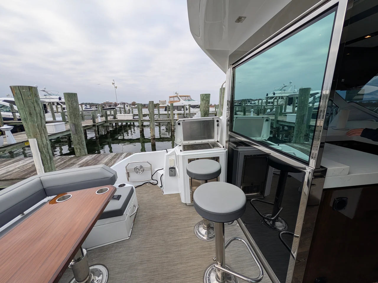 2022 Cruisers Yachts 54 Cantius 54.0 feet, Grasonville, MD #57
