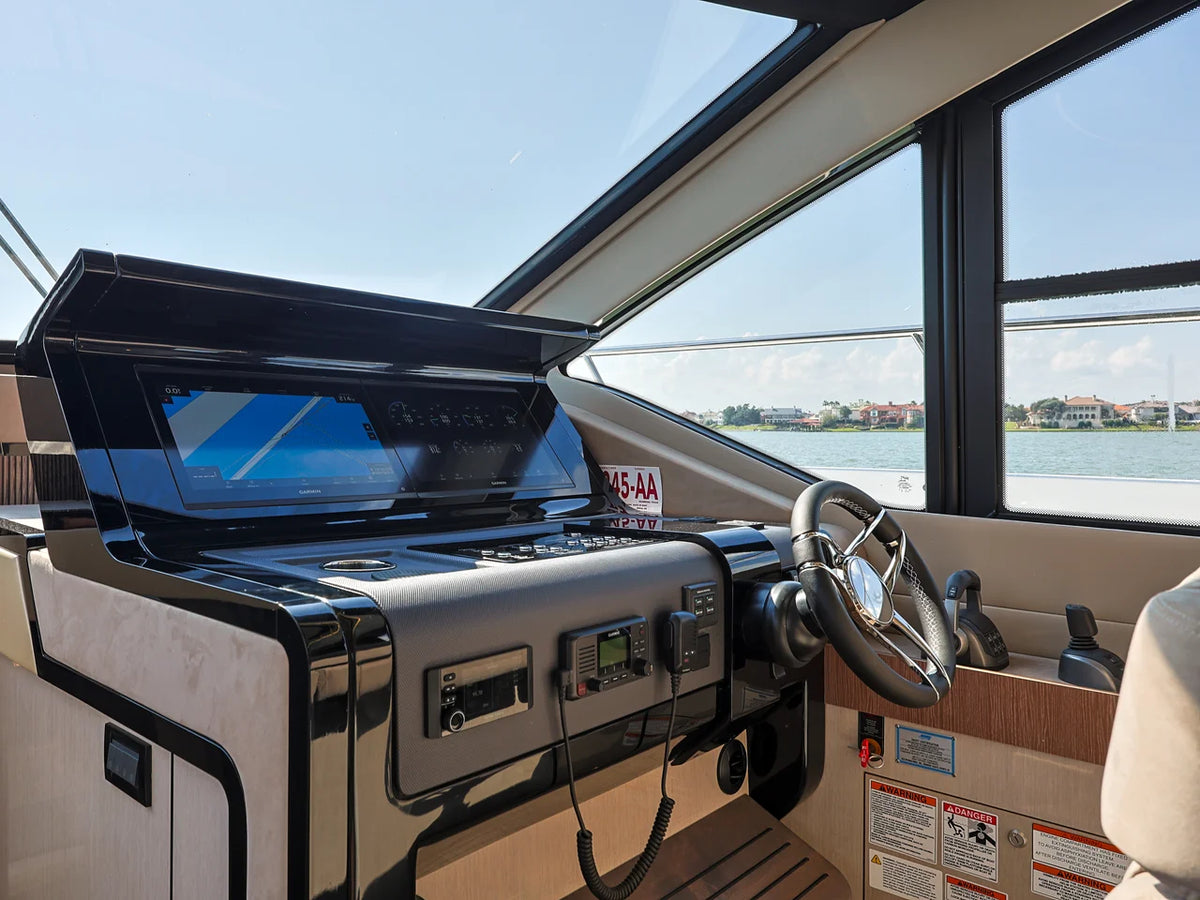 2027 Cruisers Yachts 57 FLY 57.0 feet, Seabrook, TX #27