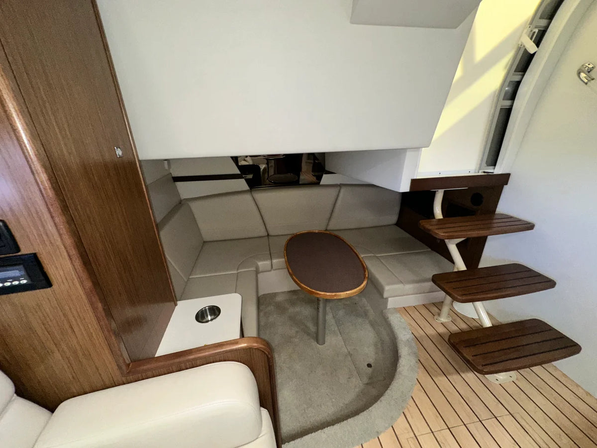 2014 Cruisers Yachts 380 EXPRESS 38.0 feet, Danvers, Massachusetts #30