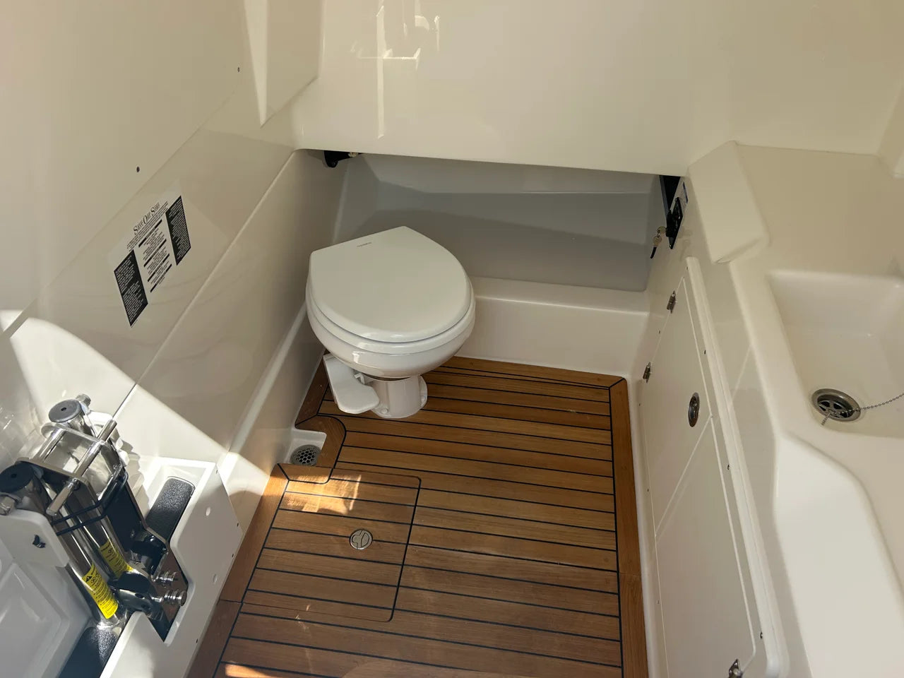 2026 Boston Whaler 330 Outrage 33.0 feet, Pensacola, Florida #34