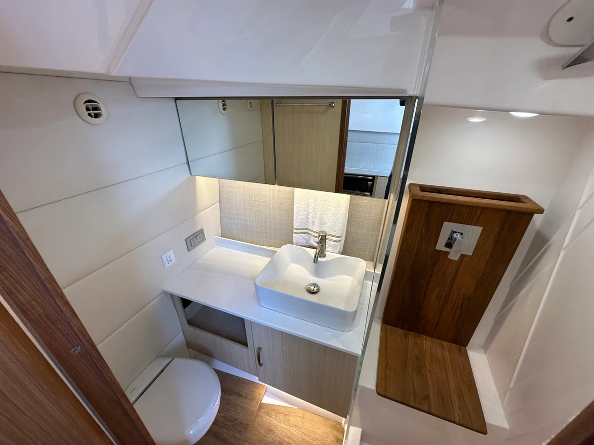 2026 Regal 38 SAV 38.0 feet, Pensacola, Florida #35