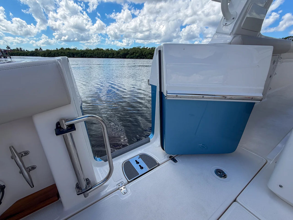 2027 Boston Whaler 350 Realm 35.0 feet, Fort Myers, FL #11
