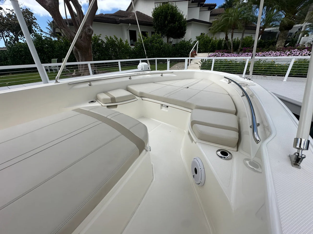2024 Boston Whaler 250 DAUNTLESS 25.0 feet, Naples, Florida #19
