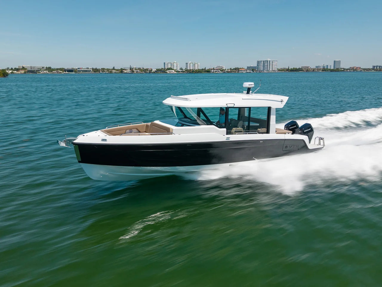 2026 Cruisers Yachts 38 VTR EC 38.0 feet, Miami, FL #1