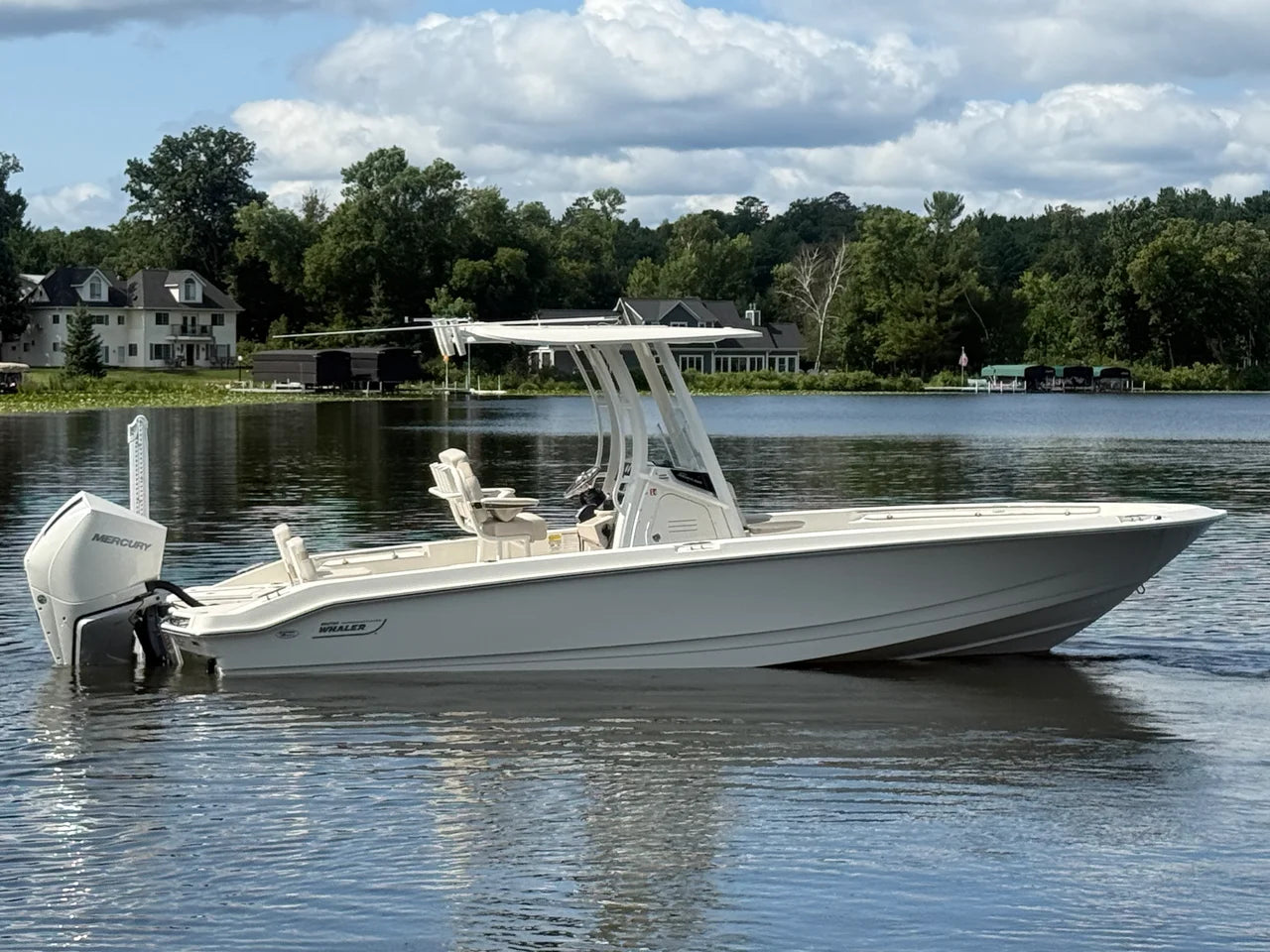 2026 Boston Whaler 250 Dauntless 25.0 feet, Crosslake, Minnesota #1