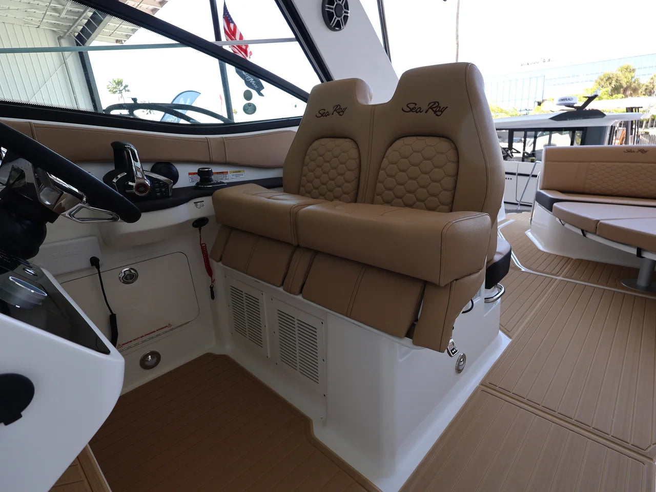 2026 Sea Ray Sundancer 320 Outboard 32.0 feet, Naples, Florida #38