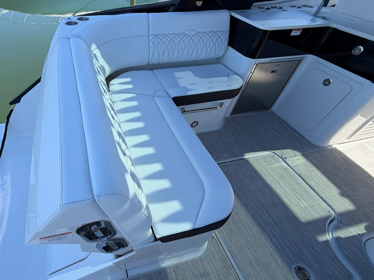 2026 Sea Ray Sundancer 370 Outboard 37.0 feet, Grasonville, MD #16