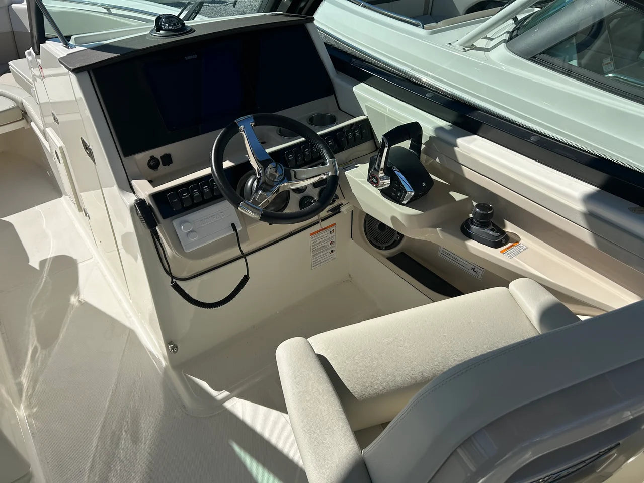 2026 Boston Whaler 280 Vantage 28.0 feet, Charleston, South Carolina #19
