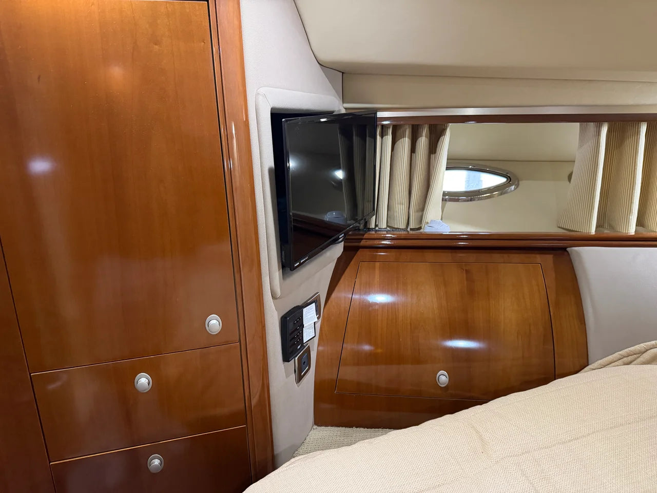 2005 Sea Ray 550 SEDAN BRIDGE 58.0 feet, Lake Ozark, MO #42