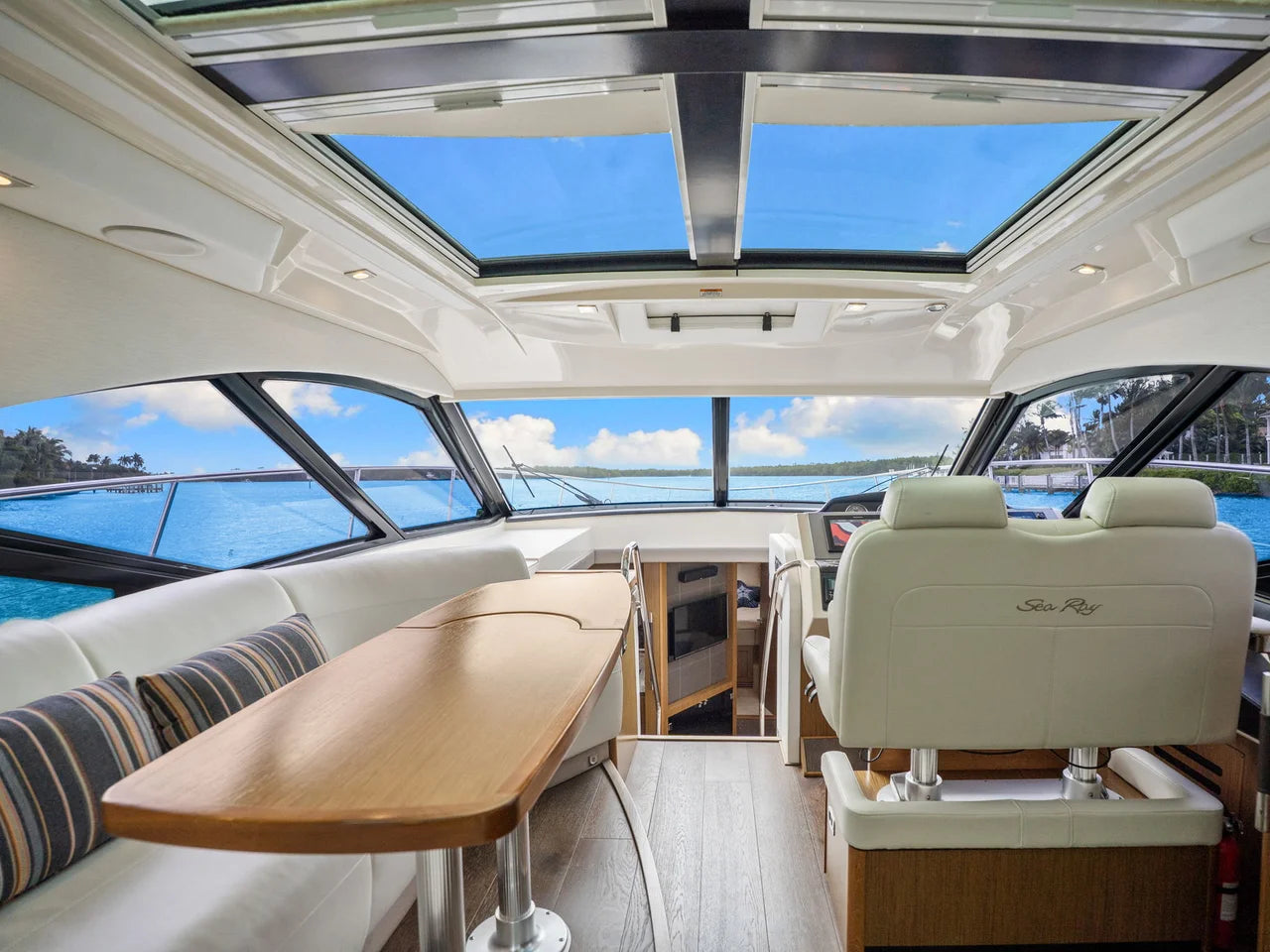 2017 Sea Ray SUNDANCER 510 51.0 feet, Naples, Florida #26
