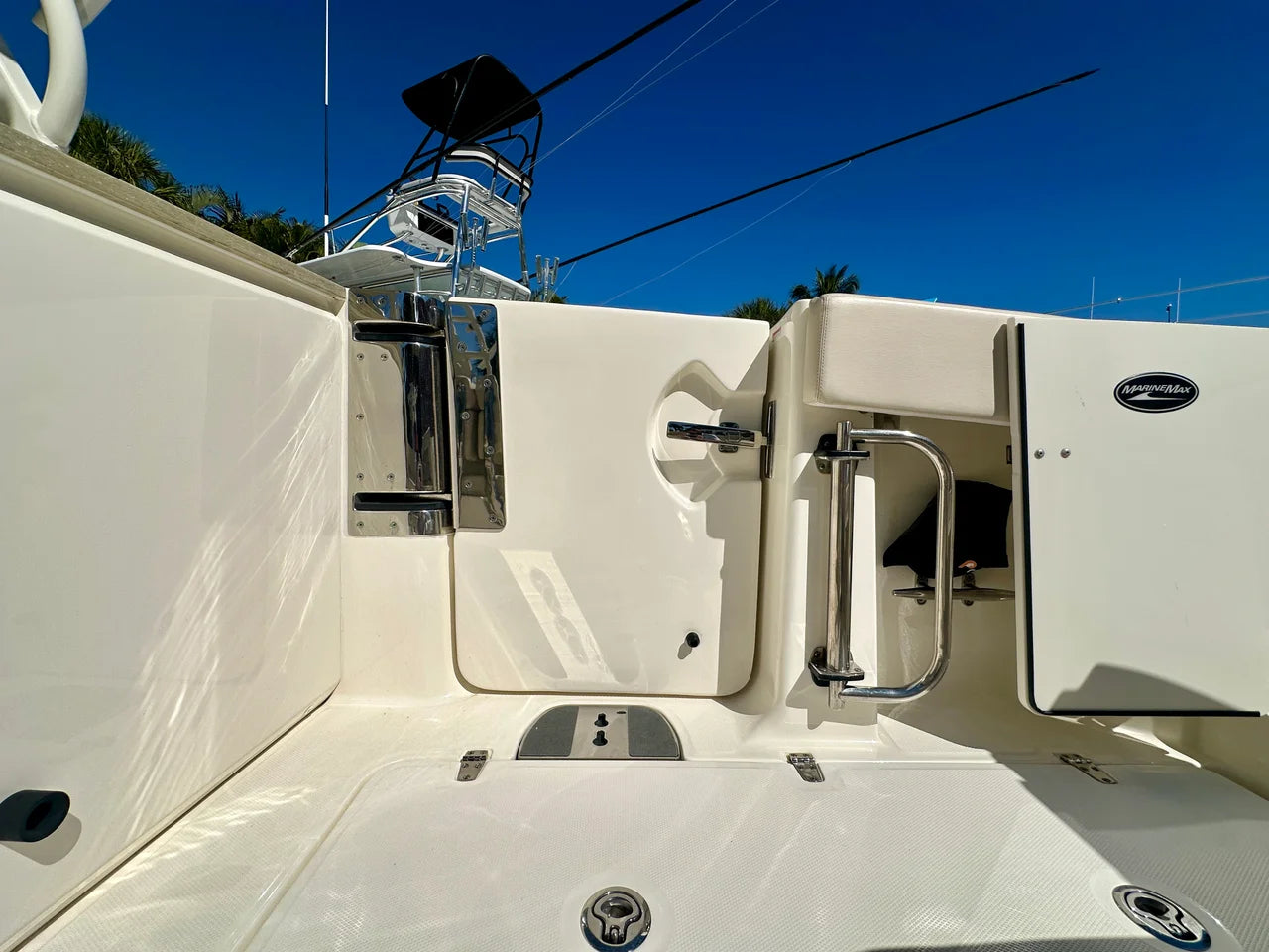 2024 Boston Whaler 320 VANTAGE 32.0 feet, Jupiter, Florida #21