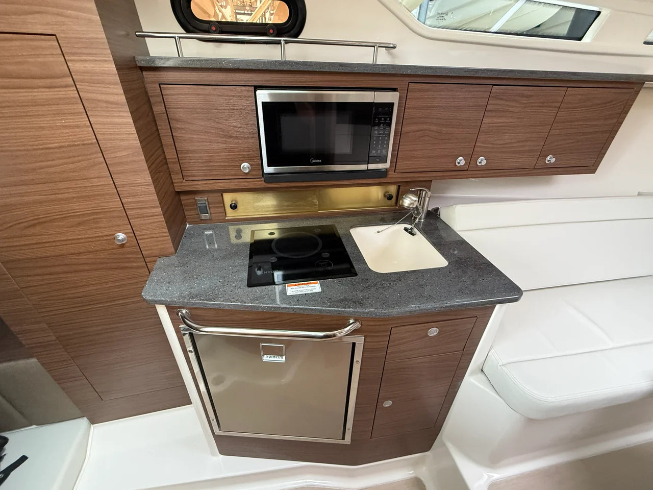 2027 Boston Whaler 325 Conquest 32.0 feet, Sarasota, FL #45