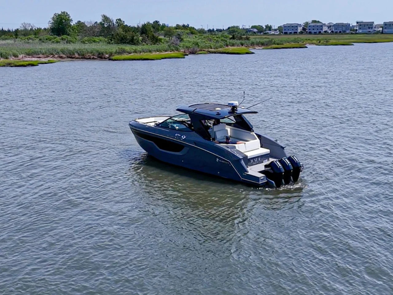 2024 Cruisers Yachts 38 GLS-OB SB 38.0 feet, Clearwater, Florida #4
