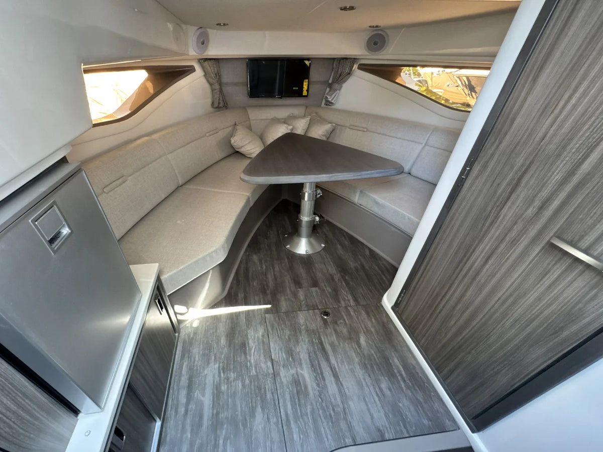 2026 Sea Ray Sundancer 320 Outboard 32.0 feet, Huntington, NY #29