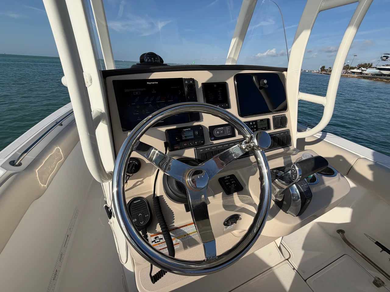 2021 Boston Whaler 230 OUTRAGE 23.0 feet, Sarasota, FL #13