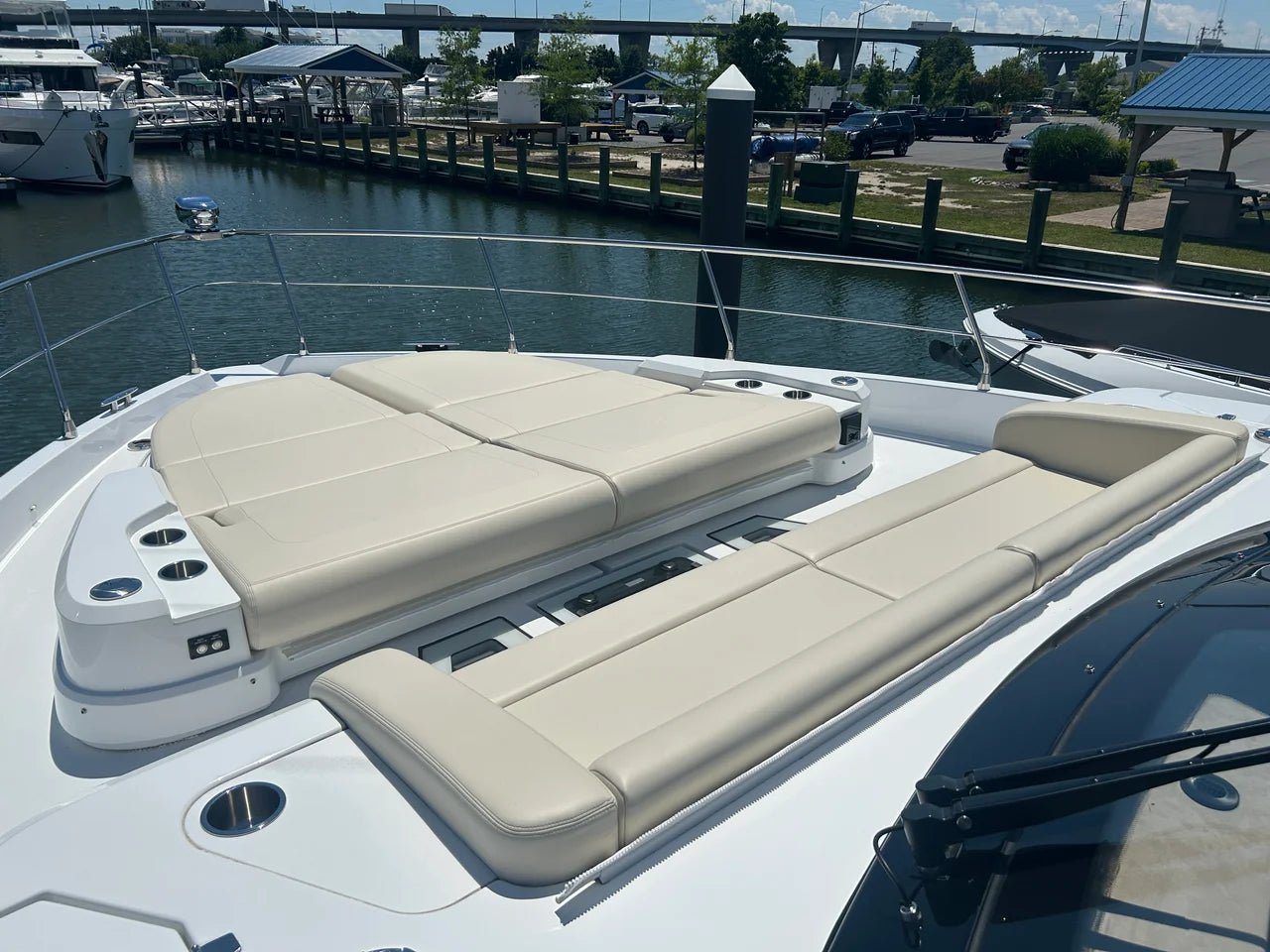 2026 Cruisers Yachts 57 FLY 57.0 feet, Grasonville, Maryland #22