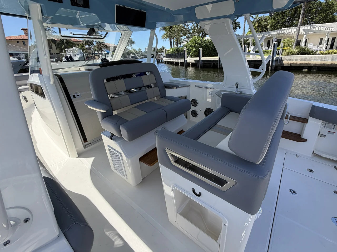 2024 Boston Whaler 350 REALM 35.0 feet, Pompano Beach, Florida #48