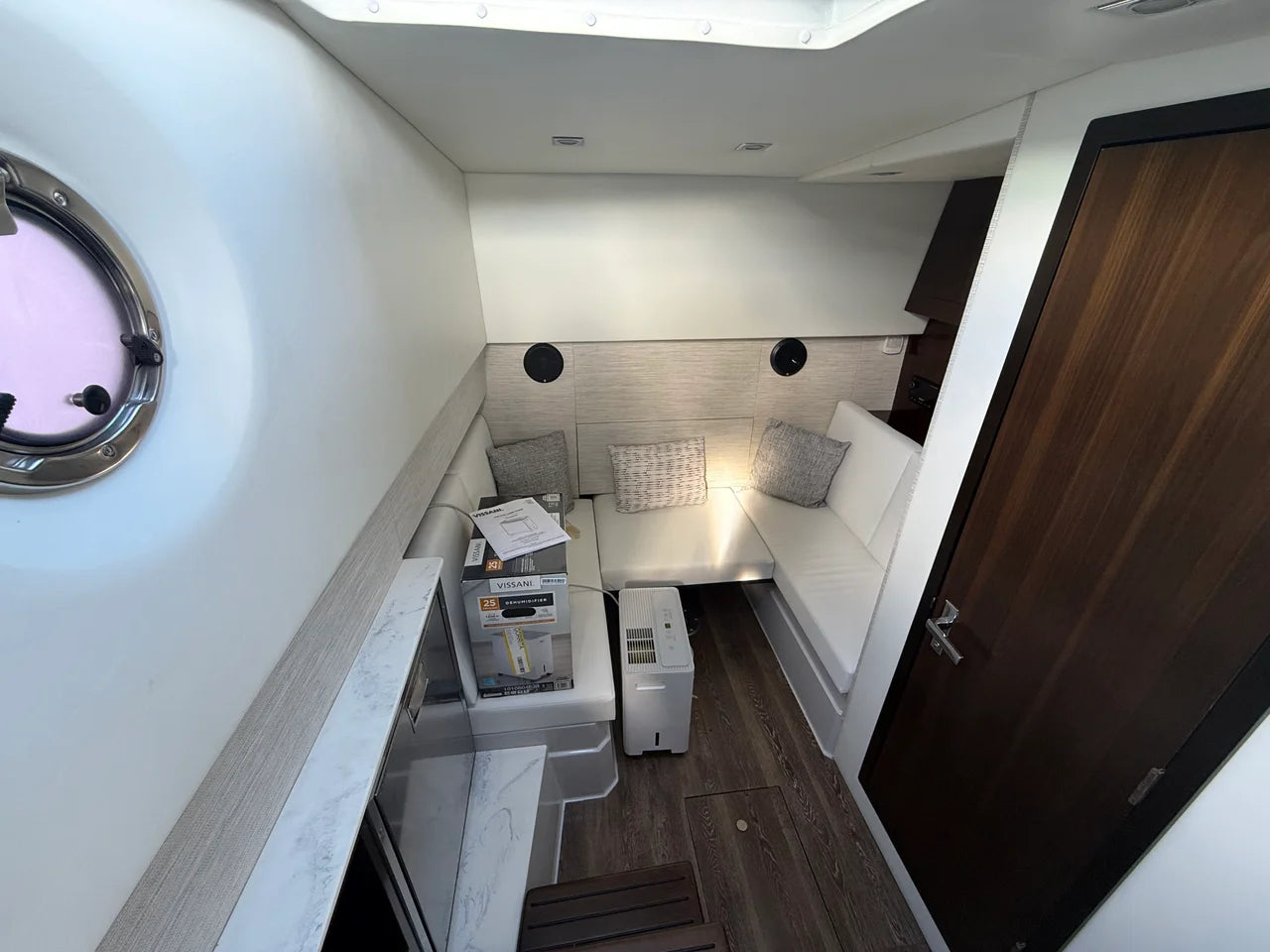 2022 Cruisers Yachts 34 GLS Outboard 34.0 feet, Miami, FL #26